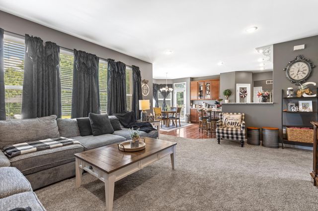 885 Sandstone Ridge, Newport, KY 41076