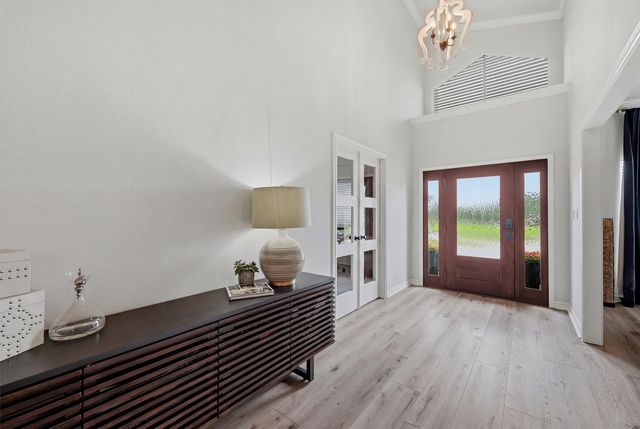 219 Navajo Trail, Lake Kiowa, TX 76240