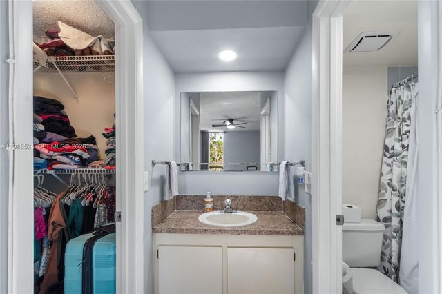 2810 SW 87th Ave 918, Davie, FL 33328