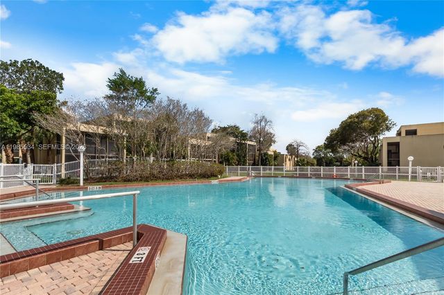 2810 SW 87th Ave 918, Davie, FL 33328