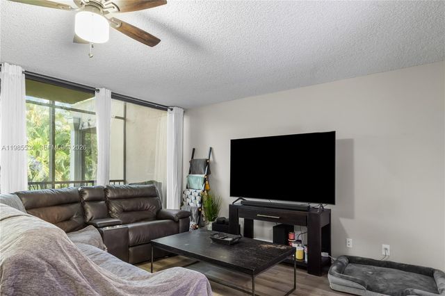 2810 SW 87th Ave 918, Davie, FL 33328