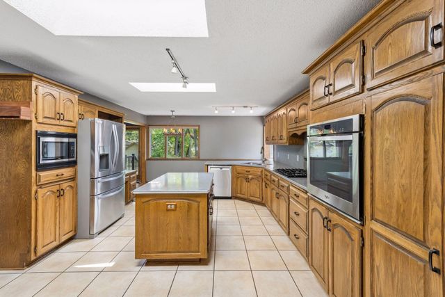 3801 W 114th Street, Bloomington, MN 55431