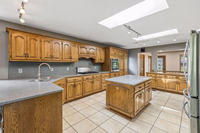3801 W 114th Street, Bloomington, MN 55431
