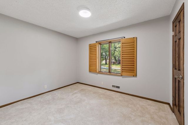 3801 W 114th Street, Bloomington, MN 55431