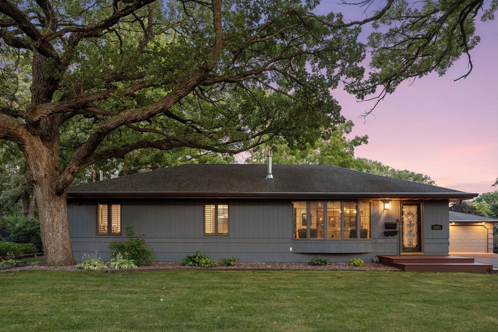 3801 W 114th Street, Bloomington, MN 55431
