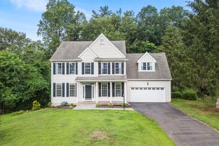 50 Buckingham Road, Avon, CT 06001