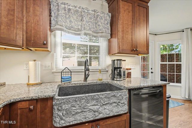 437 Andover Court ., Kingsport, TN 37663