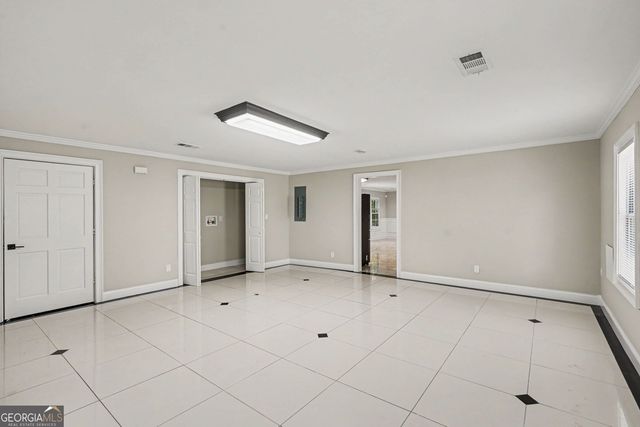 592 Henderson Road, Jonesboro, GA 30238