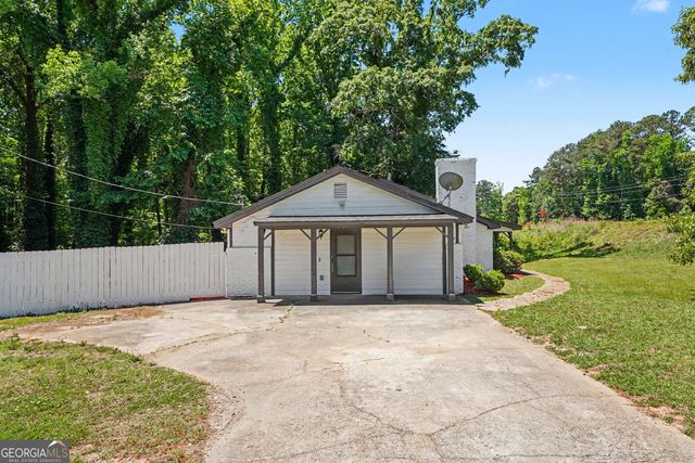 592 Henderson Road, Jonesboro, GA 30238