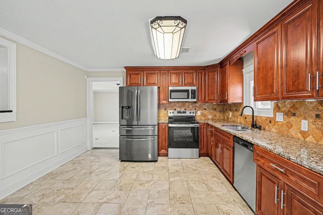 592 Henderson Road, Jonesboro, GA 30238