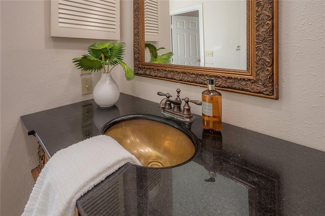 2908 WHITTINGTON PLACE, Tampa, FL 33618