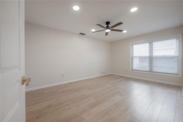 2908 WHITTINGTON PLACE, Tampa, FL 33618