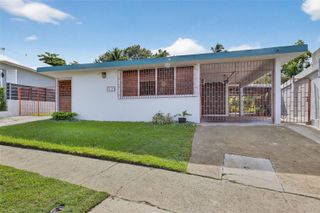 MCKINLEY ST. URB. PARKVILLE #17,, Guaynabo, PR 00969