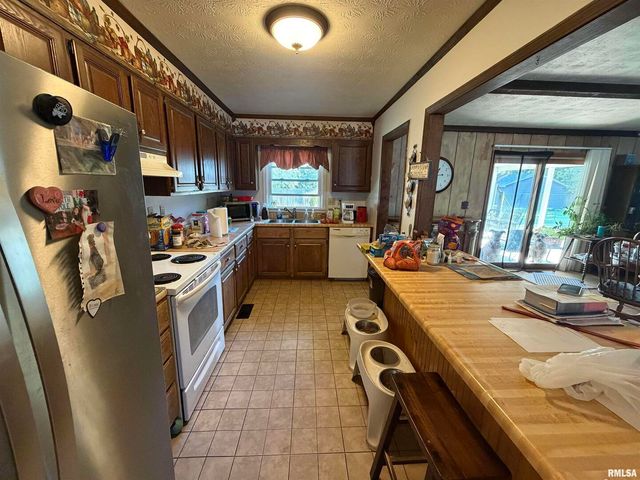 50 Jon Street, Metropolis, IL 62960