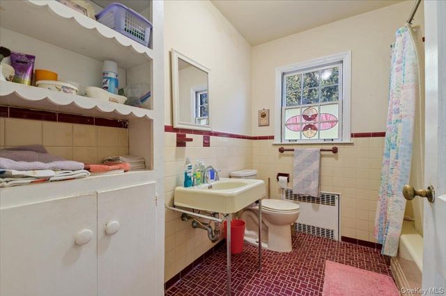 12 Maple Avenue, Bethpage, NY 11714