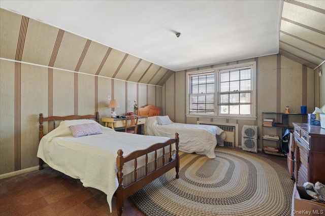 12 Maple Avenue, Bethpage, NY 11714