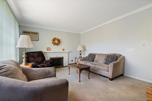 12 Maple Avenue, Bethpage, NY 11714