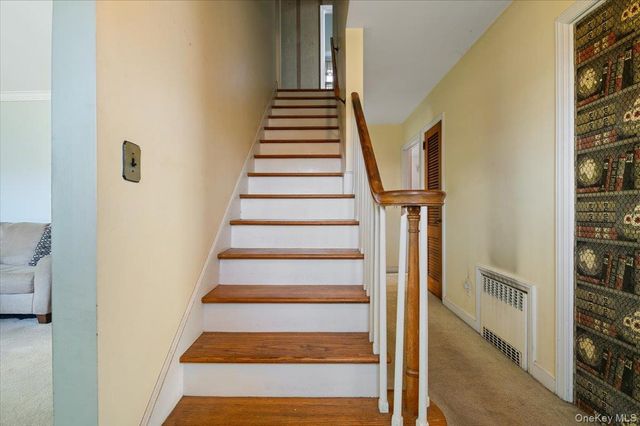 12 Maple Avenue, Bethpage, NY 11714