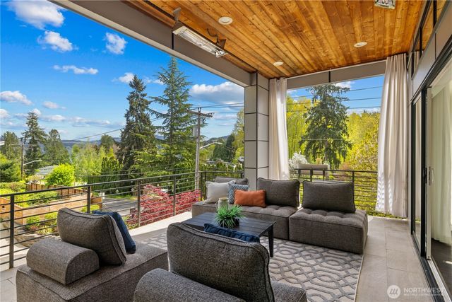 16908 SE 34th Street, Bellevue, WA 98008