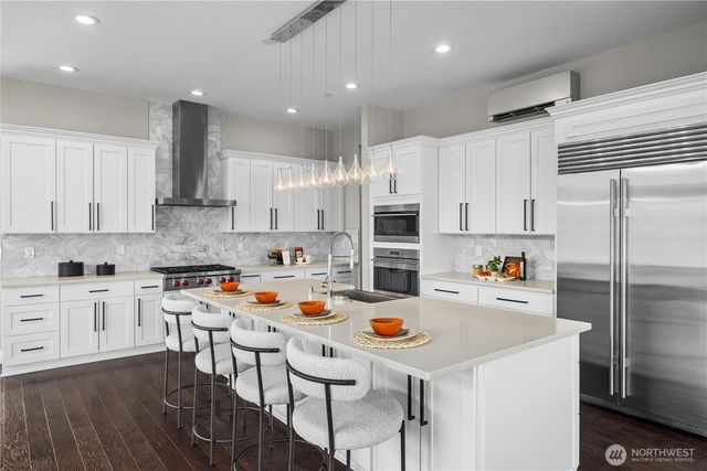 16908 SE 34th Street, Bellevue, WA 98008