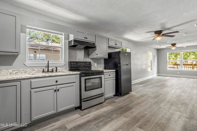 1319 20th Street, Gulfport, MS 39501