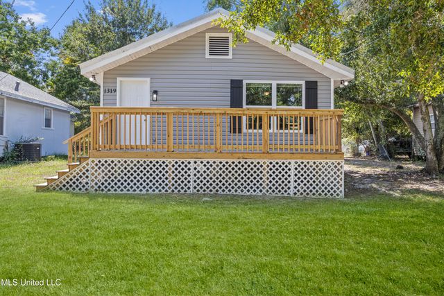 1319 20th Street, Gulfport, MS 39501