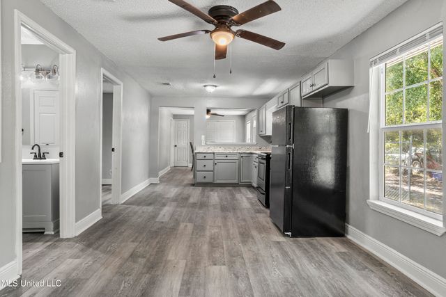 1319 20th Street, Gulfport, MS 39501