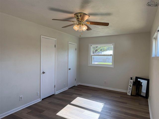 4016 FEATHERSTON AVENUE, Wichita Falls, TX 76308