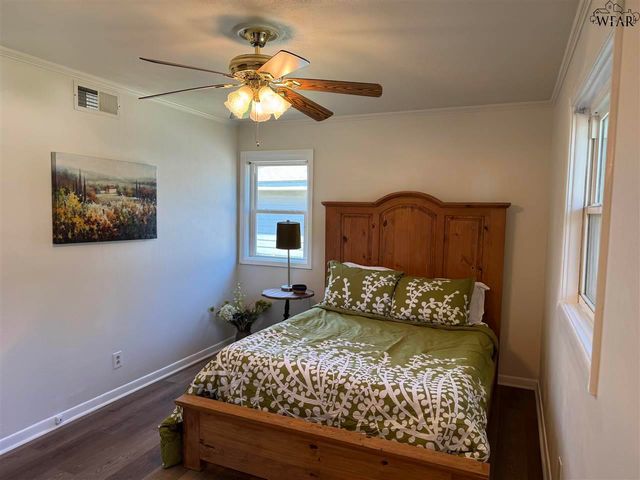 4016 FEATHERSTON AVENUE, Wichita Falls, TX 76308