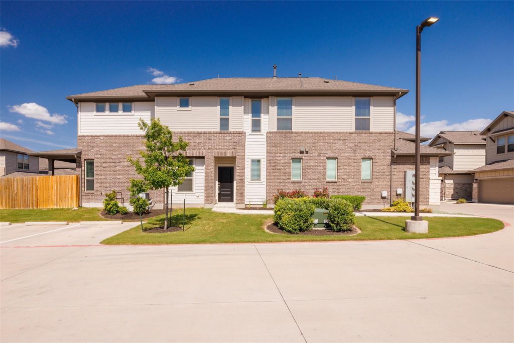 2500 Forest Creek DR 403, Round Rock, TX 78665