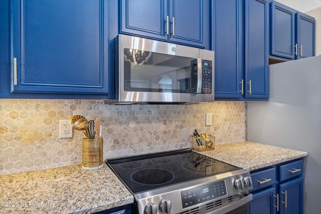 650 WAKEVIEW Drive, Orange Park, FL 32065