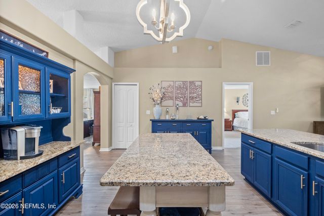 650 WAKEVIEW Drive, Orange Park, FL 32065