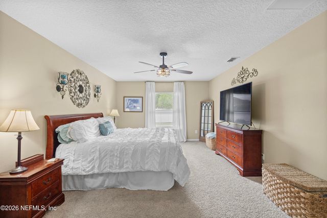 650 WAKEVIEW Drive, Orange Park, FL 32065