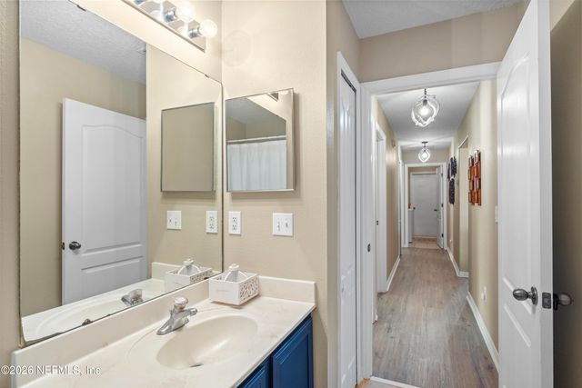 650 WAKEVIEW Drive, Orange Park, FL 32065