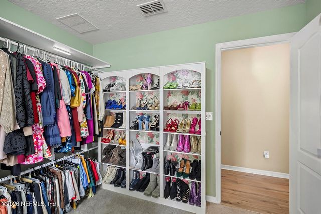 650 WAKEVIEW Drive, Orange Park, FL 32065