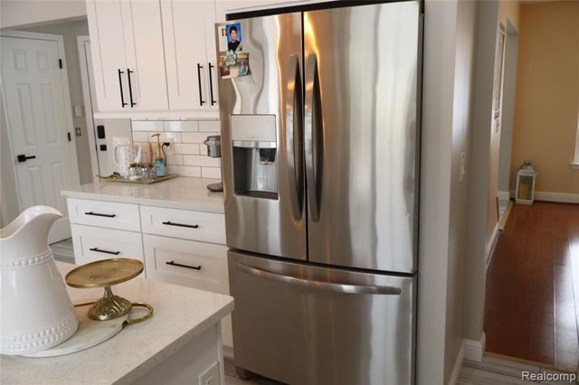 17752 Country Club Drive, Macomb, MI 48042