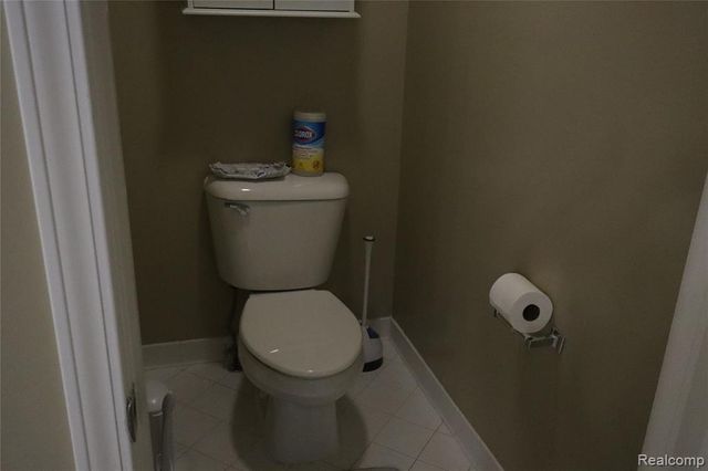 17752 Country Club Drive, Macomb, MI 48042