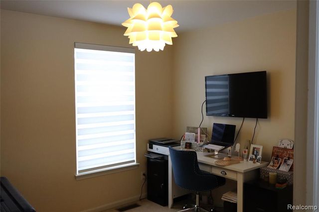 17752 Country Club Drive, Macomb, MI 48042