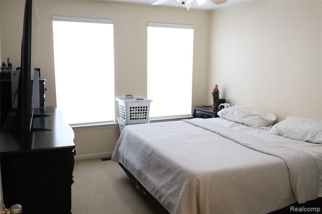 17752 Country Club Drive, Macomb, MI 48042