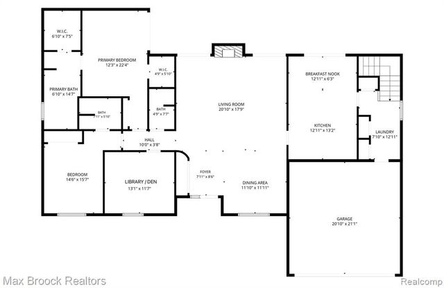 5725 Ridgewood Road, West Bloomfield, MI 48322