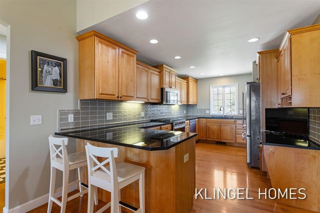 15400 148th Avenue, Spring Lake, MI 49456
