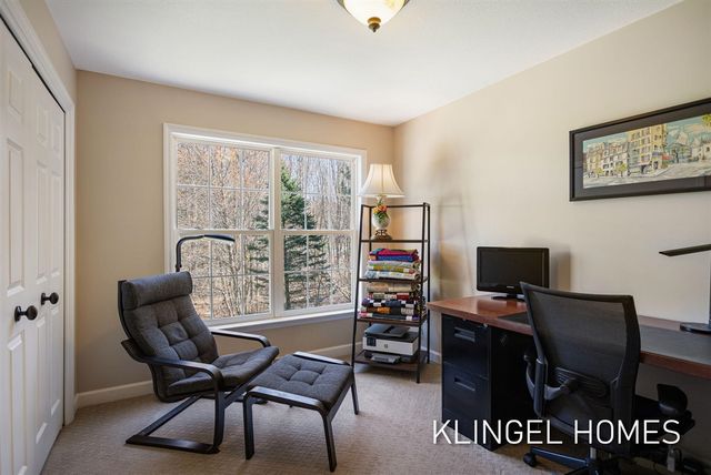 15400 148th Avenue, Spring Lake, MI 49456