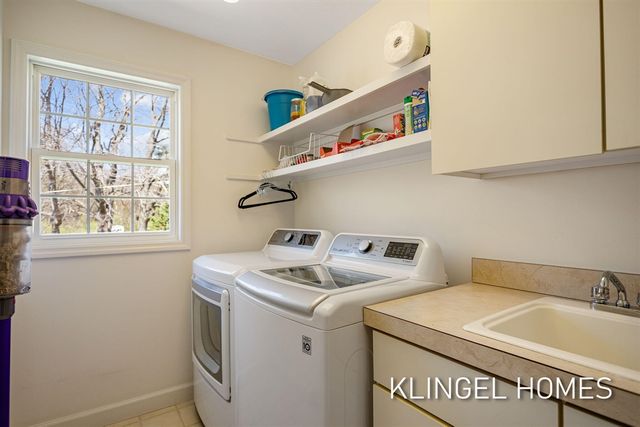 15400 148th Avenue, Spring Lake, MI 49456