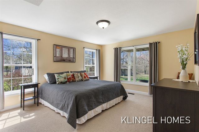 15400 148th Avenue, Spring Lake, MI 49456