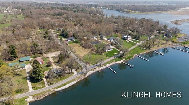 15400 148th Avenue, Spring Lake, MI 49456