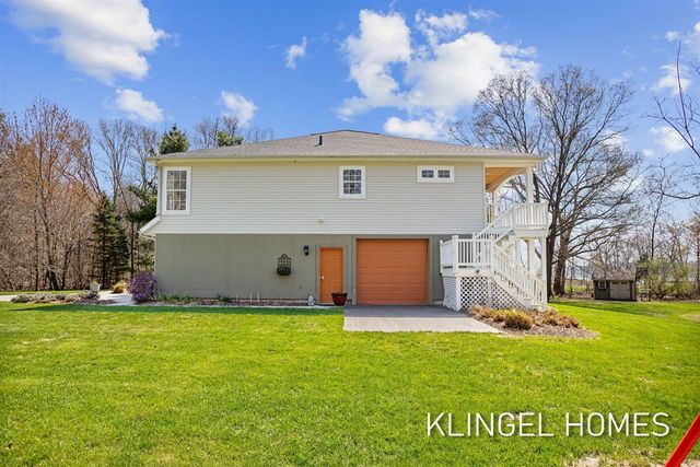 15400 148th Avenue, Spring Lake, MI 49456