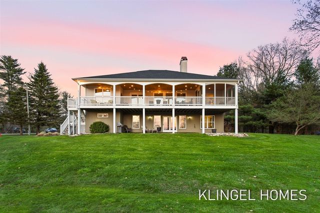 15400 148th Avenue, Spring Lake, MI 49456