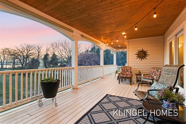 15400 148th Avenue, Spring Lake, MI 49456