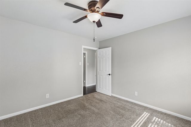 717 NW 6th Street, Grand Prairie, TX 75050