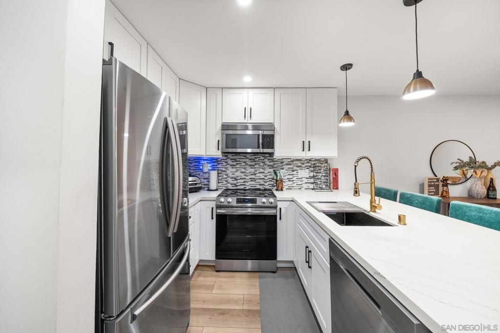 1124 Eureka 18, San Diego, CA 92110 — photo 4